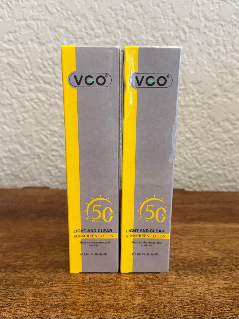VGO Light & Clear Lightweight Face Sunscreen Lotion SPF 50 PA++ 50 mL (2)